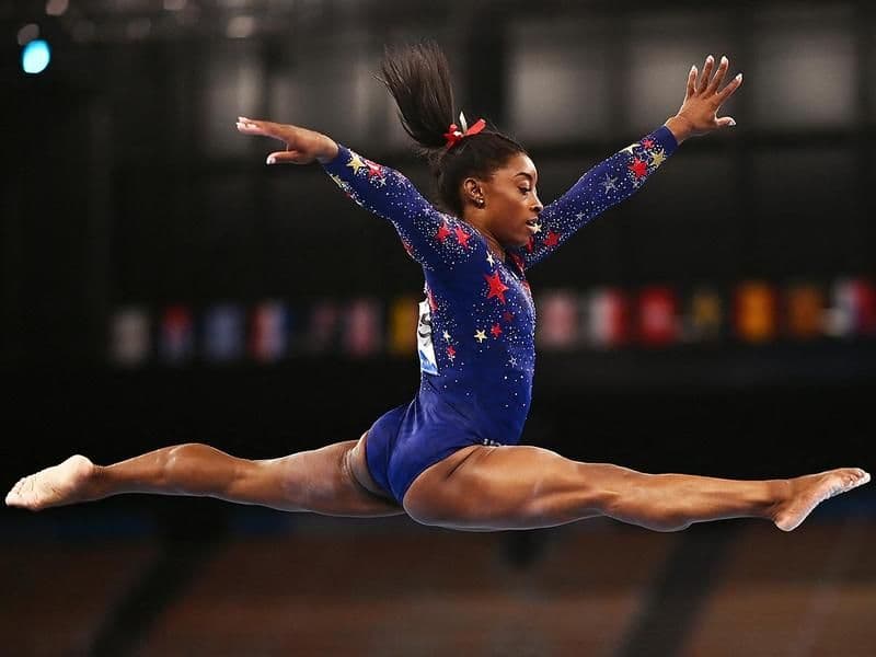 Simone Biles image