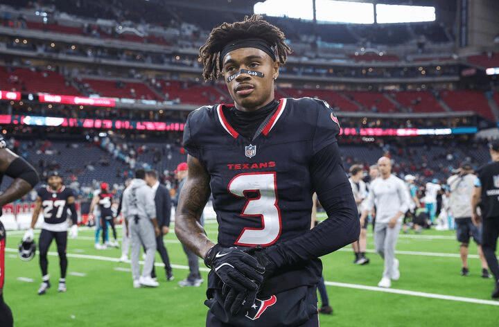 Tank Dell Injury: A Challenging Road To Recovery For The Texans' Star Receiver image